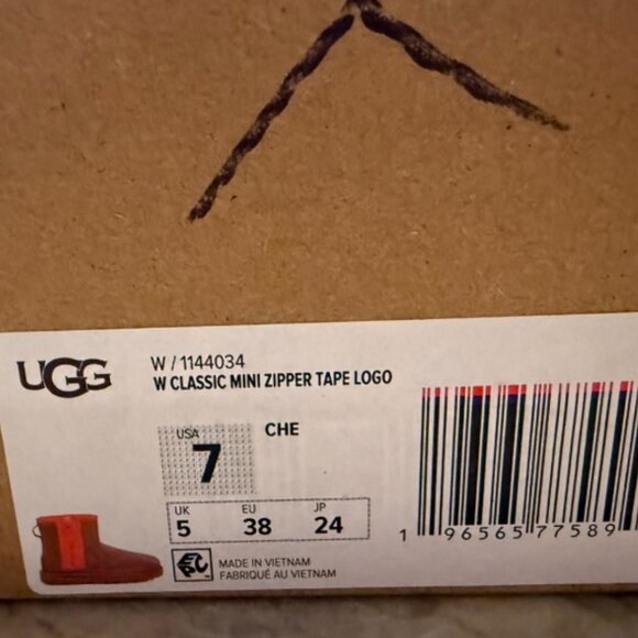 Classic Mini Zipper Tape Logo NWT Size 7 - Picture 11 of 11